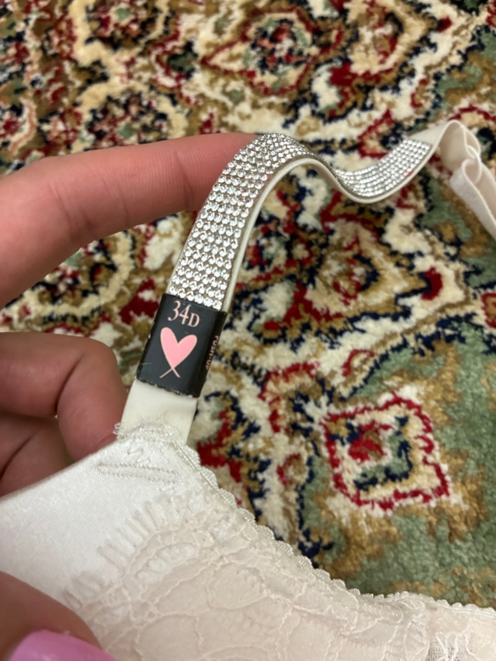 Victoria’s Secret bombshell bra - Picture 12 of 15
